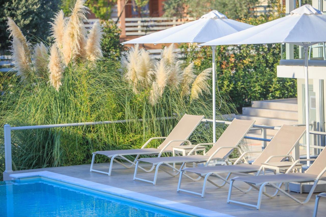The Elegant Apartments Potos Exterior photo